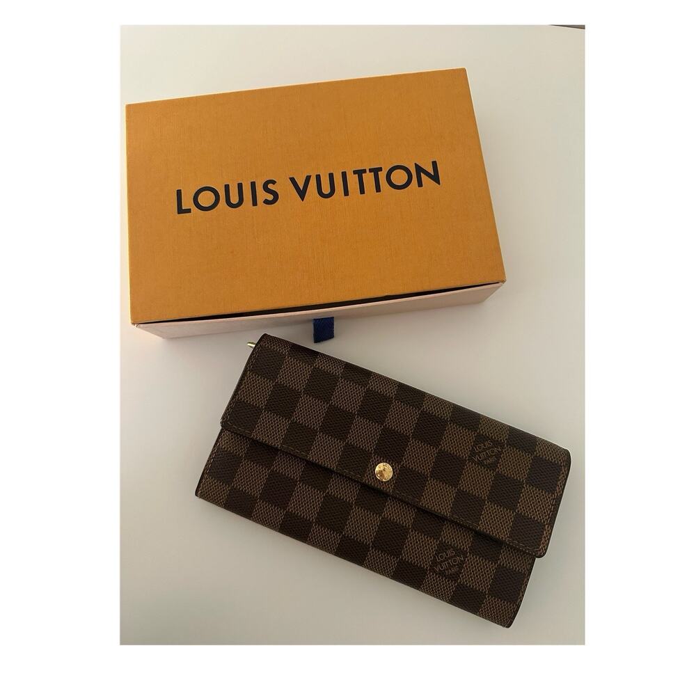 Louis Vuitton Damier Ebene Sarah Long Wallet – Classic Checkered Canvas